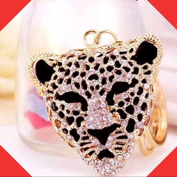 Accessories - New Crystal Leopard Keychain